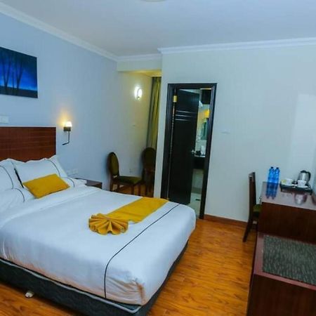 Zemalex Hotel Addis Ababa Bagian luar foto