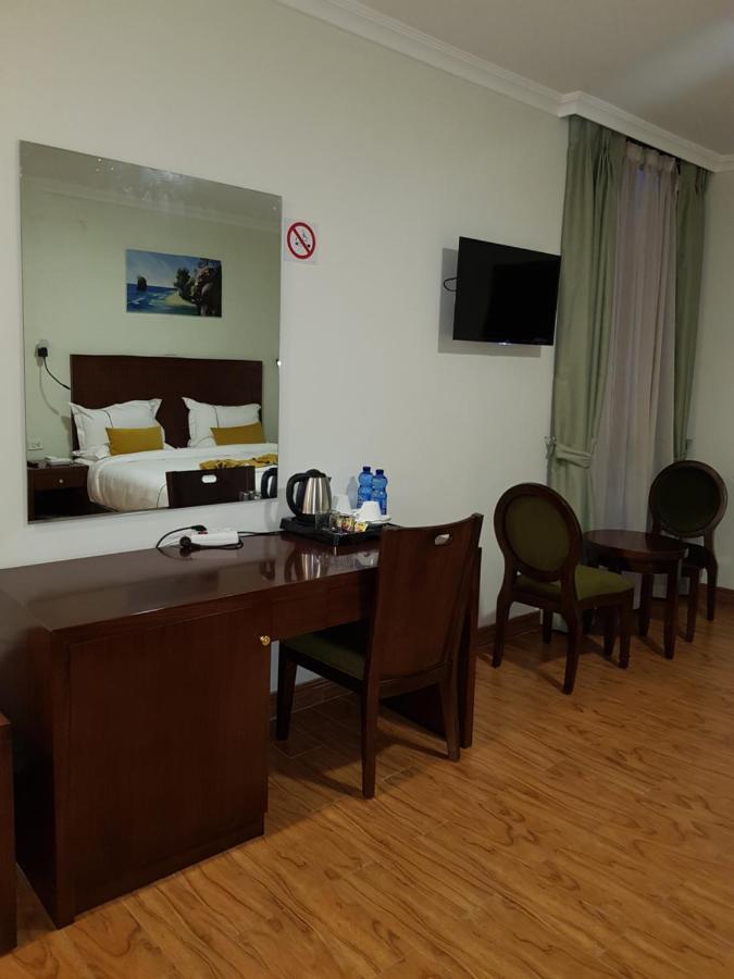 Zemalex Hotel Addis Ababa Bagian luar foto