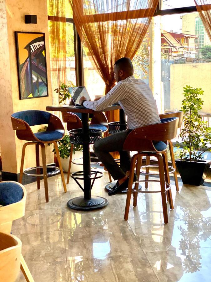 Zemalex Hotel Addis Ababa Bagian luar foto